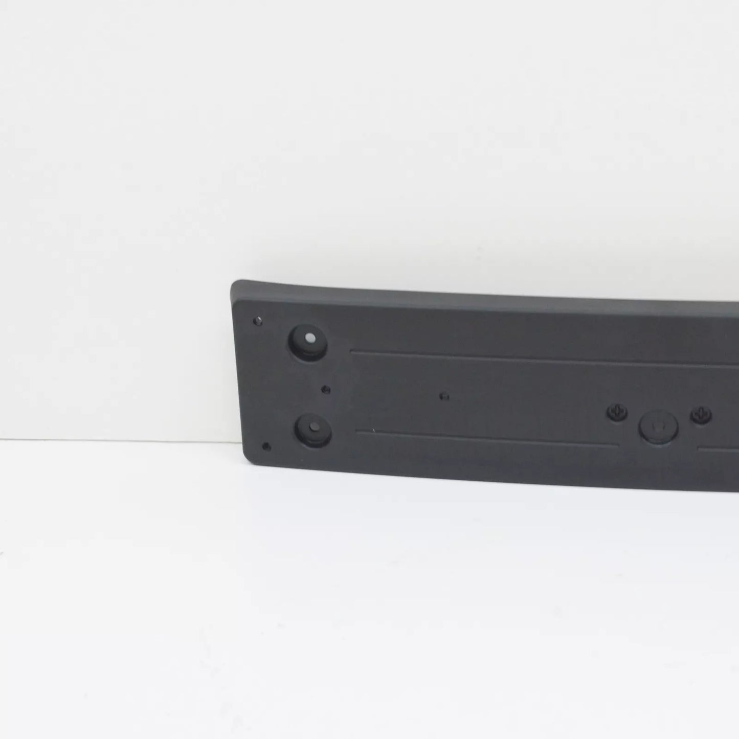 NEW BMW 3 F30 FRONT BUMPER LICENSE NUMBER PLATE SUPPORT 51137396926 2016