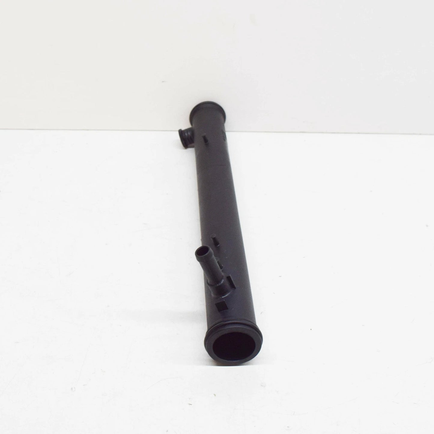 NEW AUDI A3 8P ENGINE COOLANT PIPE 022121050