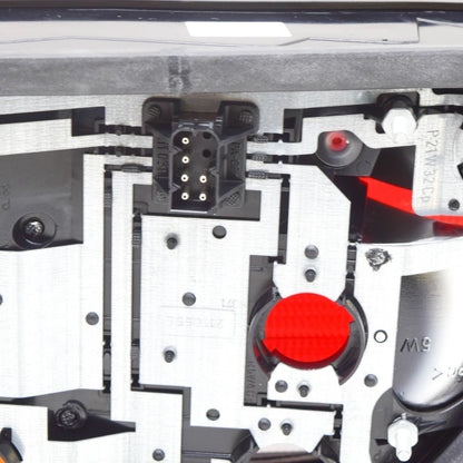 NEW BMW E38 SEDAN TAIL LIGHT LEFT 8360081 63218360081 ORIGINAL