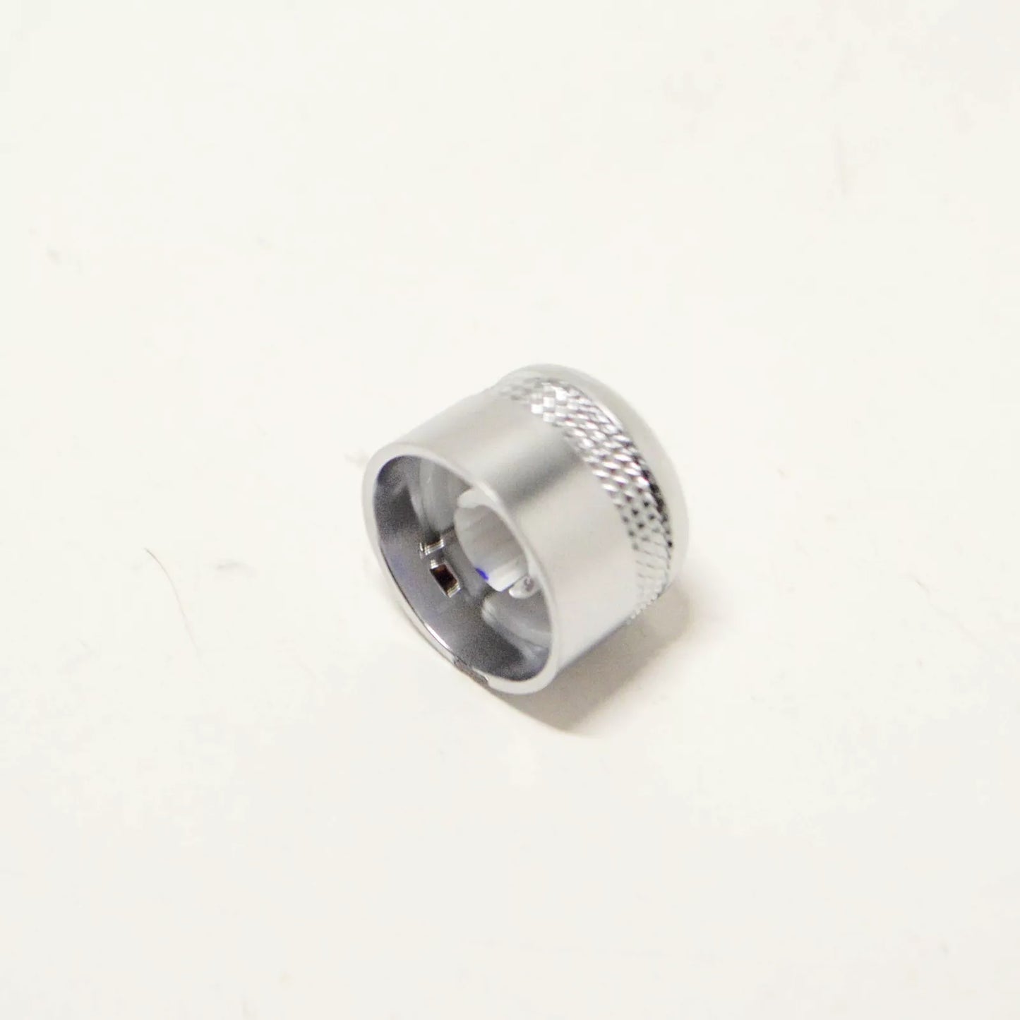 NEW AUDI TT 8J NAVIGATION RADIO VOLUME CHROME TURN ON KNOB 8P0919070A