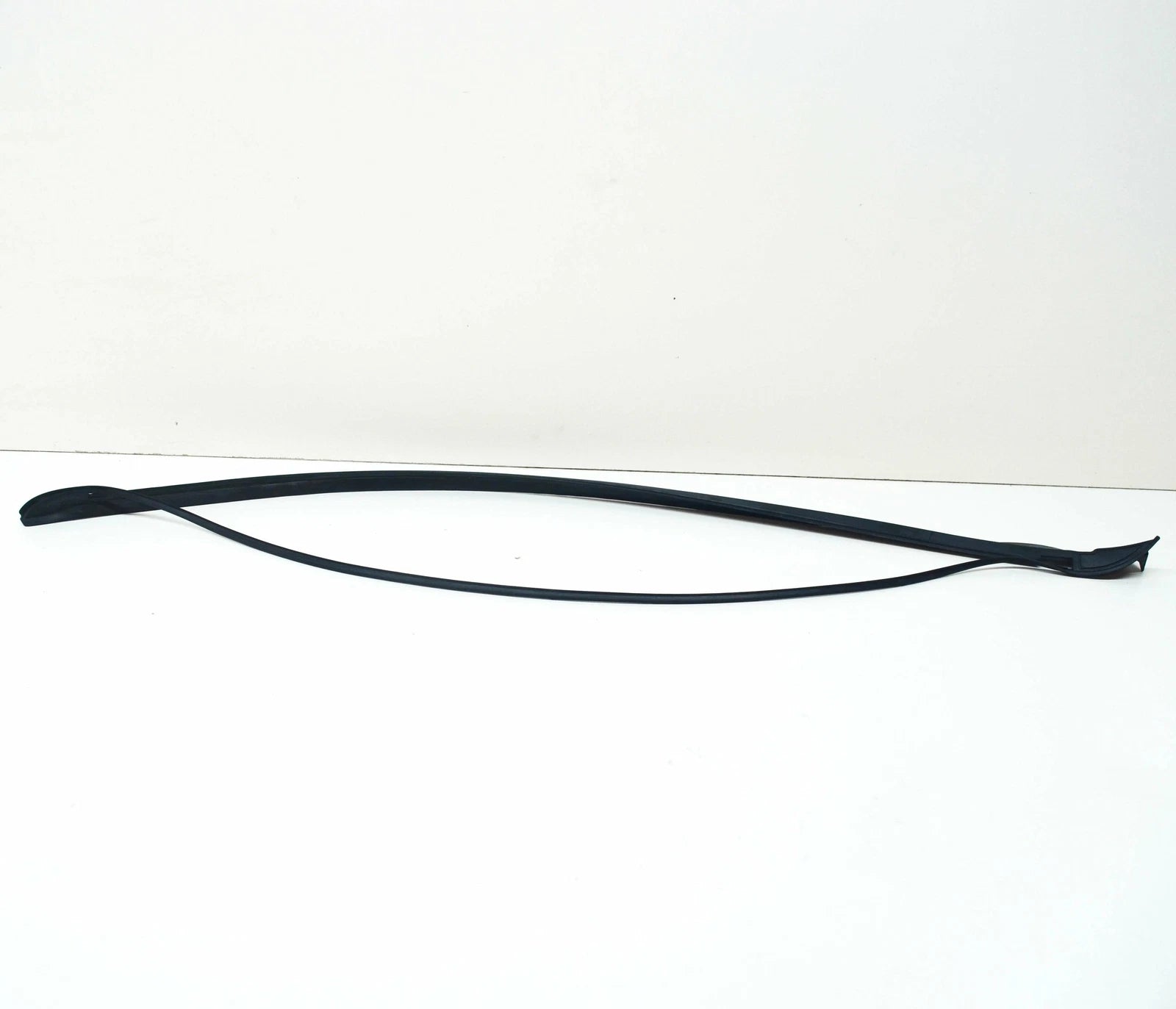 NEW BMW X4 F26 FRONT WINDSCREEN RIGHT VERTICAL SEAL TRIM 51317338616 ORIGINAL