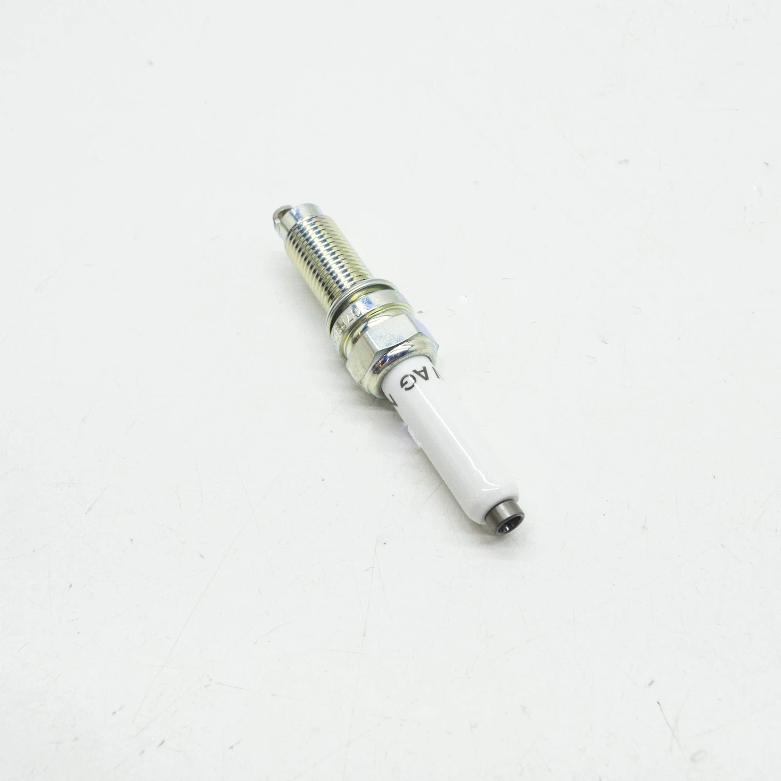 NEW VOLKSWAGEN TERAMONT X SPARK GLOW PLUG 07P905601 ORIGINAL