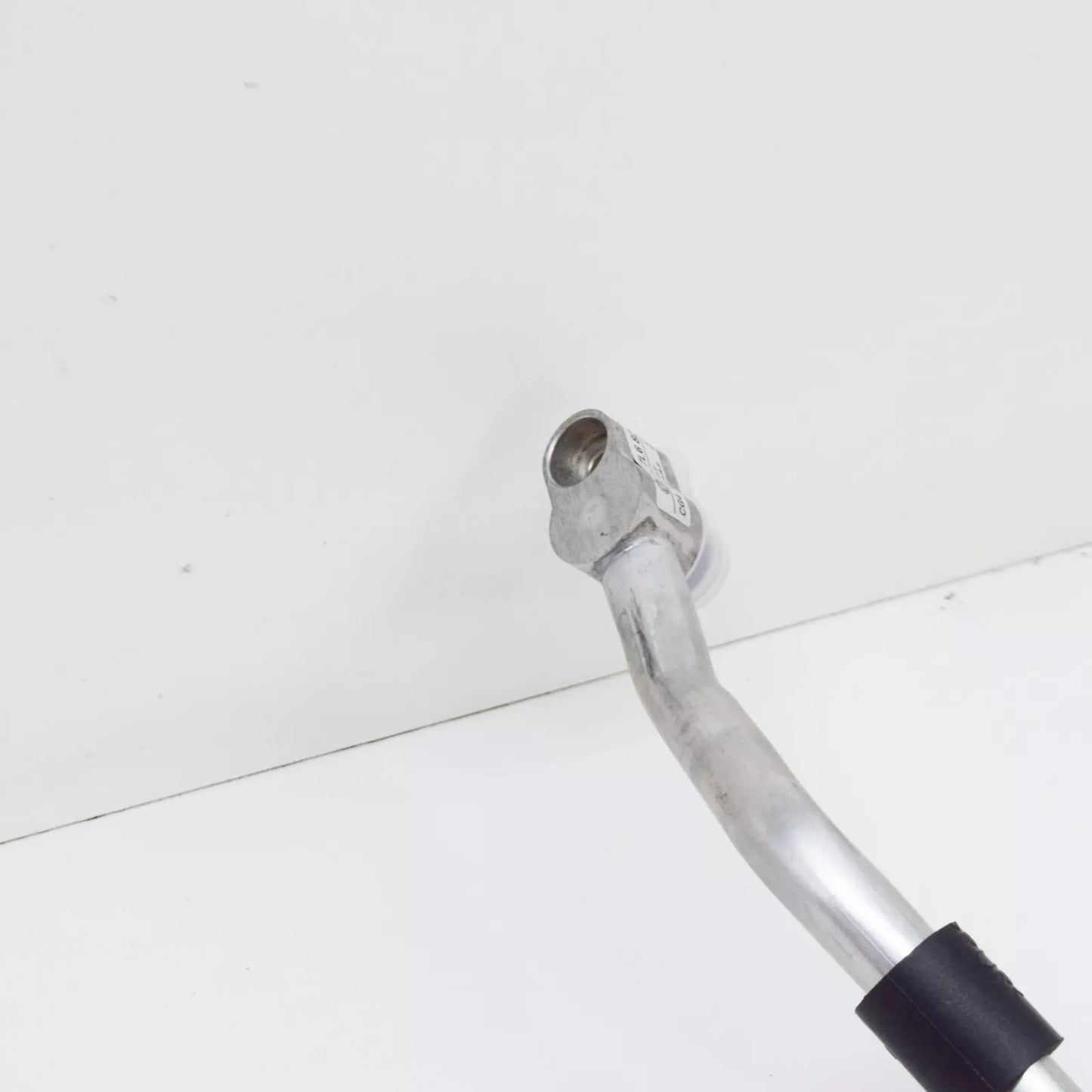 NEW AUDI Q7 4L AC HOSE PIPE 7L6820017D ORIGINAL