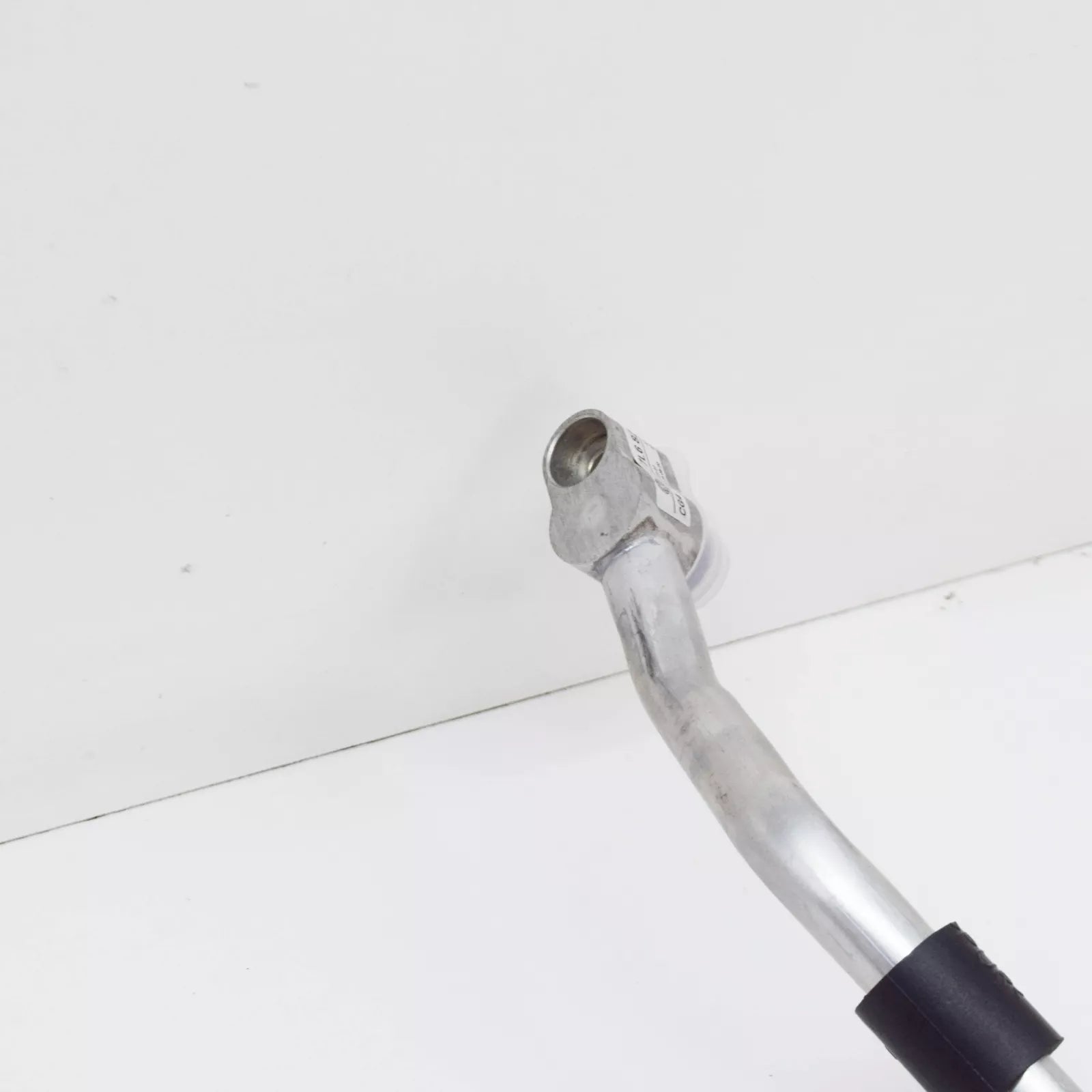 NEW AUDI Q7 4L AC HOSE PIPE 7L6820017D ORIGINAL