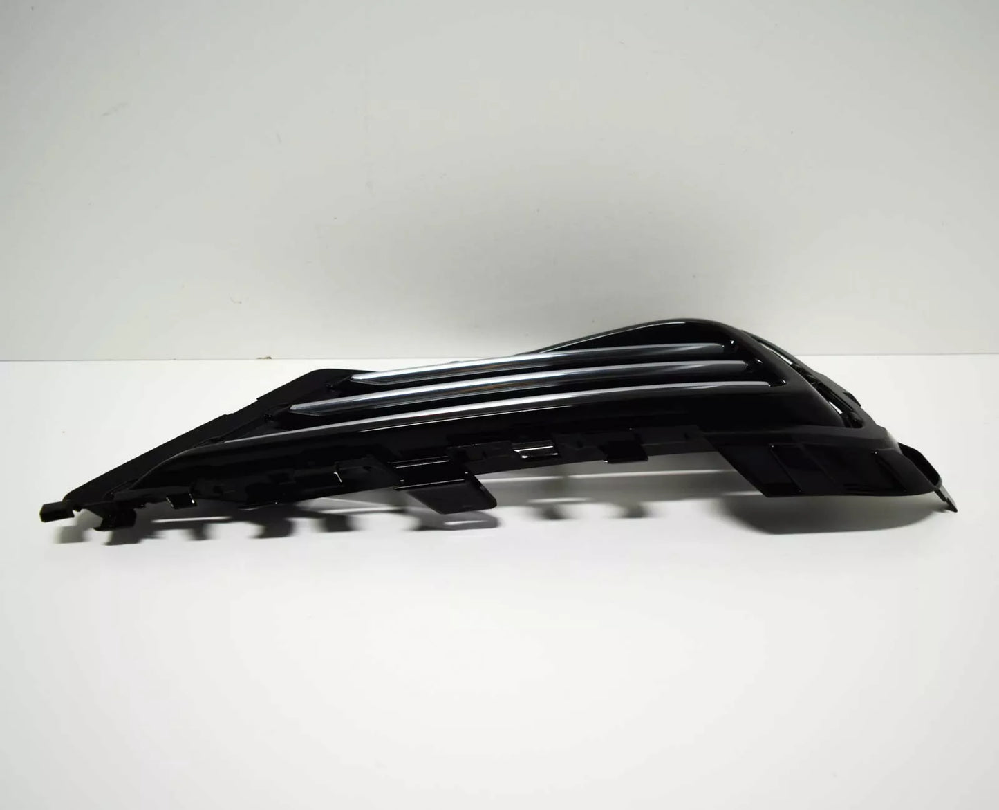 NEW VOLKSWAGEN TOUAREG 7P FRONT RIGHT AIR VENT GRILLE 7P6854662D041