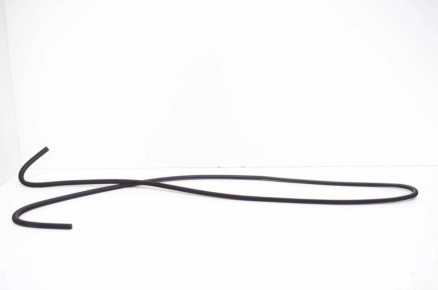 NEW AUDI A4 B7 SUNROOF GLASS GASKET 8D0877297