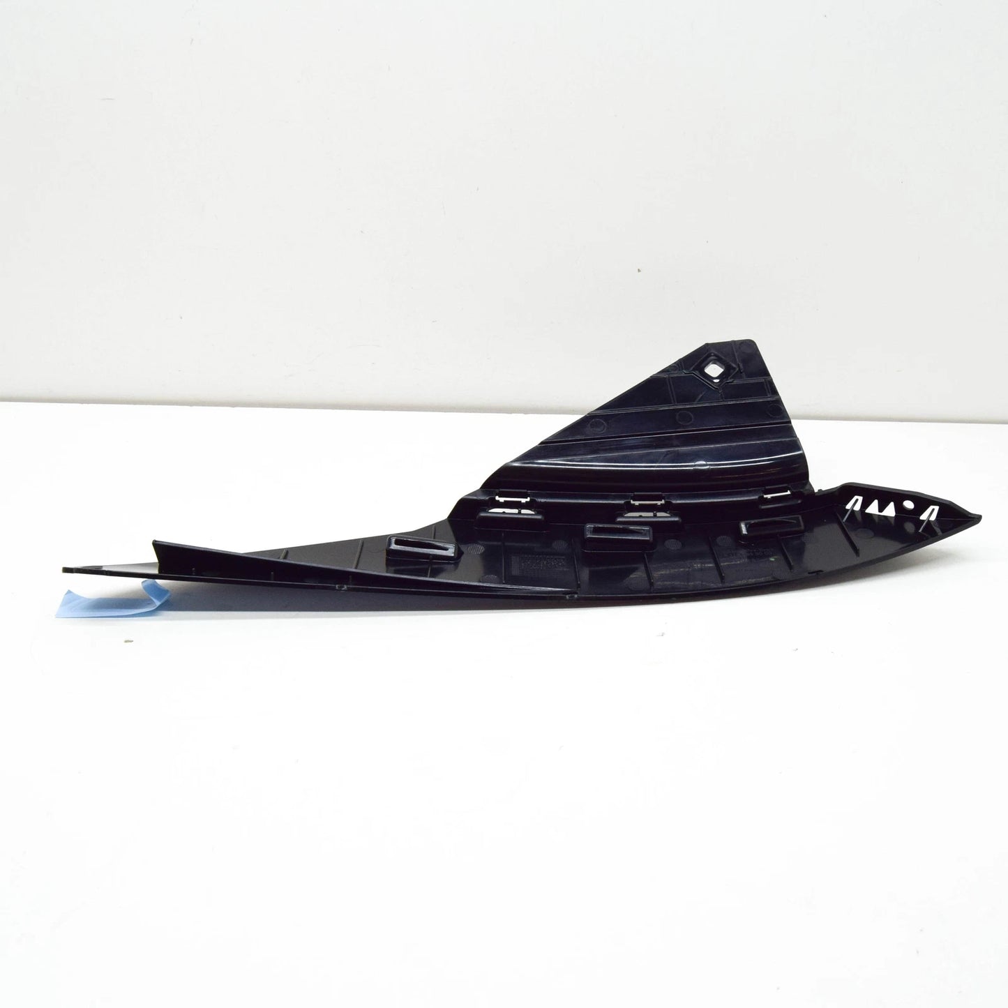 NEW MERCEDES-BENZ CLA COUPE C118 FRONT RIGHT BUMPER BRACKET A1188855000 ORIGINAL