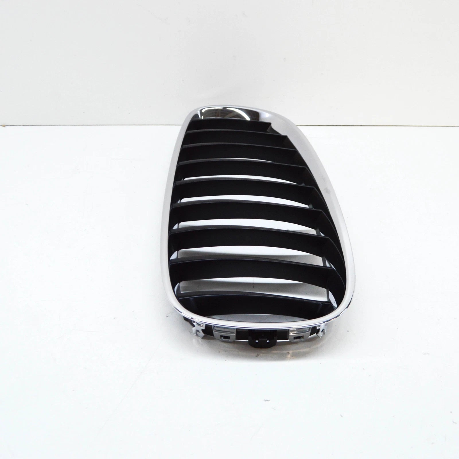 NEW BMW Z4 ROADSTER E89 FRONT RADIATOR LEFT KIDNEY GRILLE 51137191509 ORIGINAL