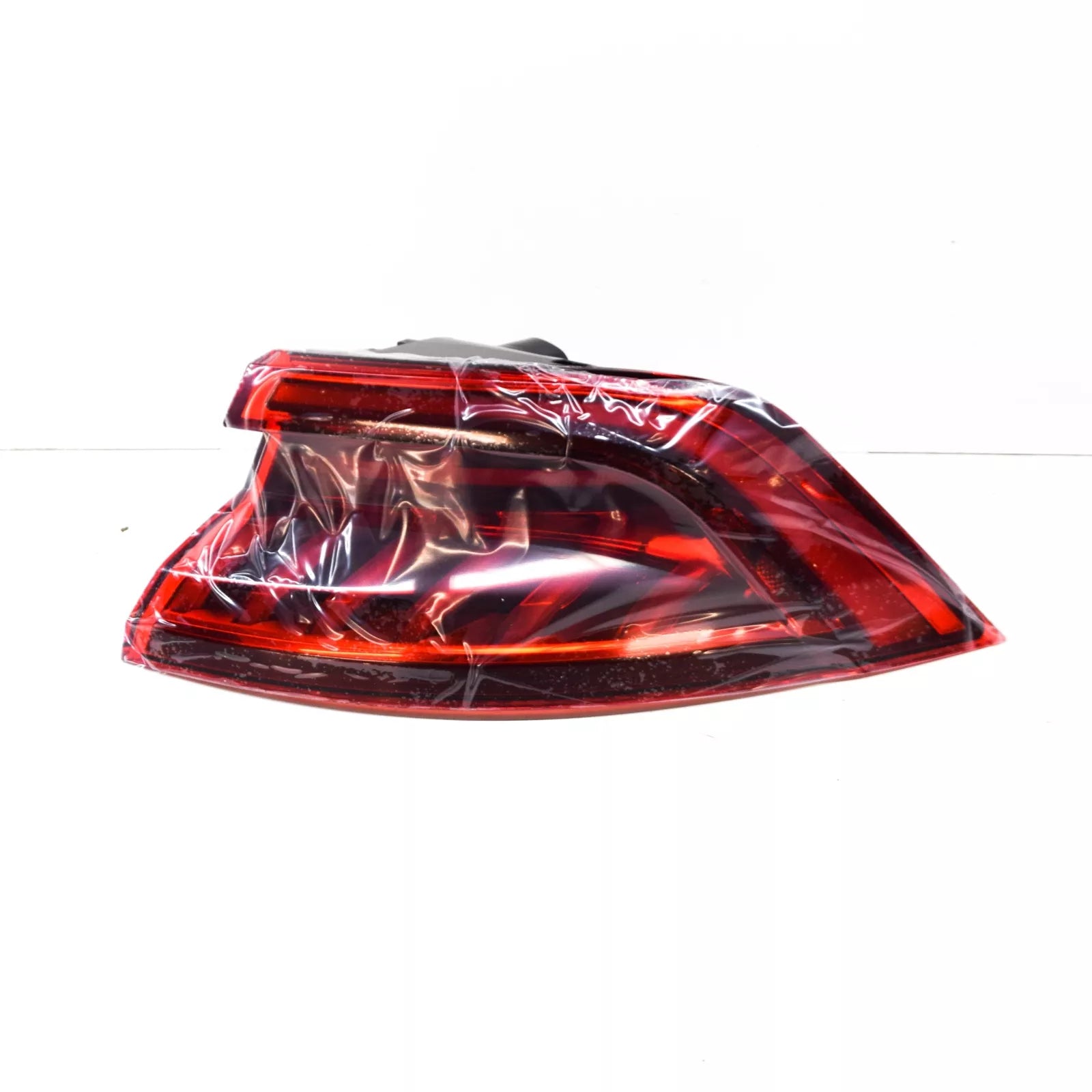 NEW AUDI Q8 REAR RIGHT LED TAILLIGHT LAMP 4M8945070B ORIGINAL