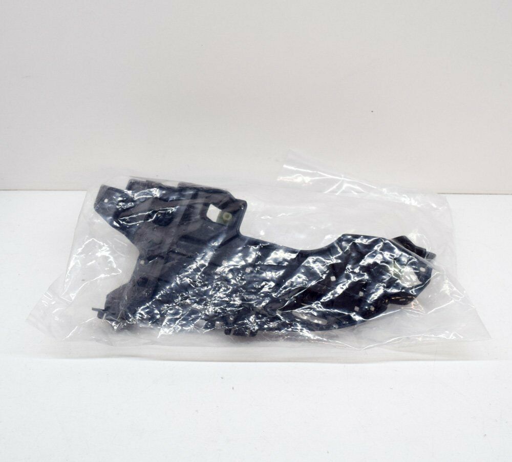 NEW MERCEDES-BENZ C W205 RIGHT EXHAUST TAILPIPE BRACKET A2058859104 ORIGINAL