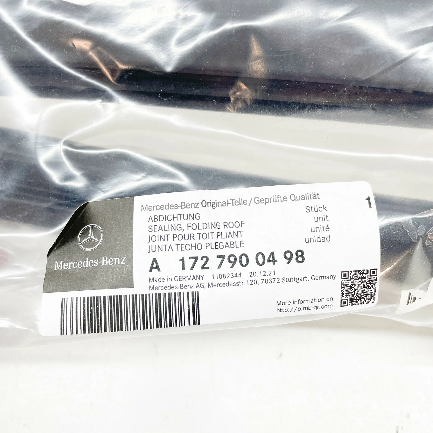 NEW MERCEDES-BENZ SLK R172 RIGHT RETRACTABLE ROOF SEALING A1727900498