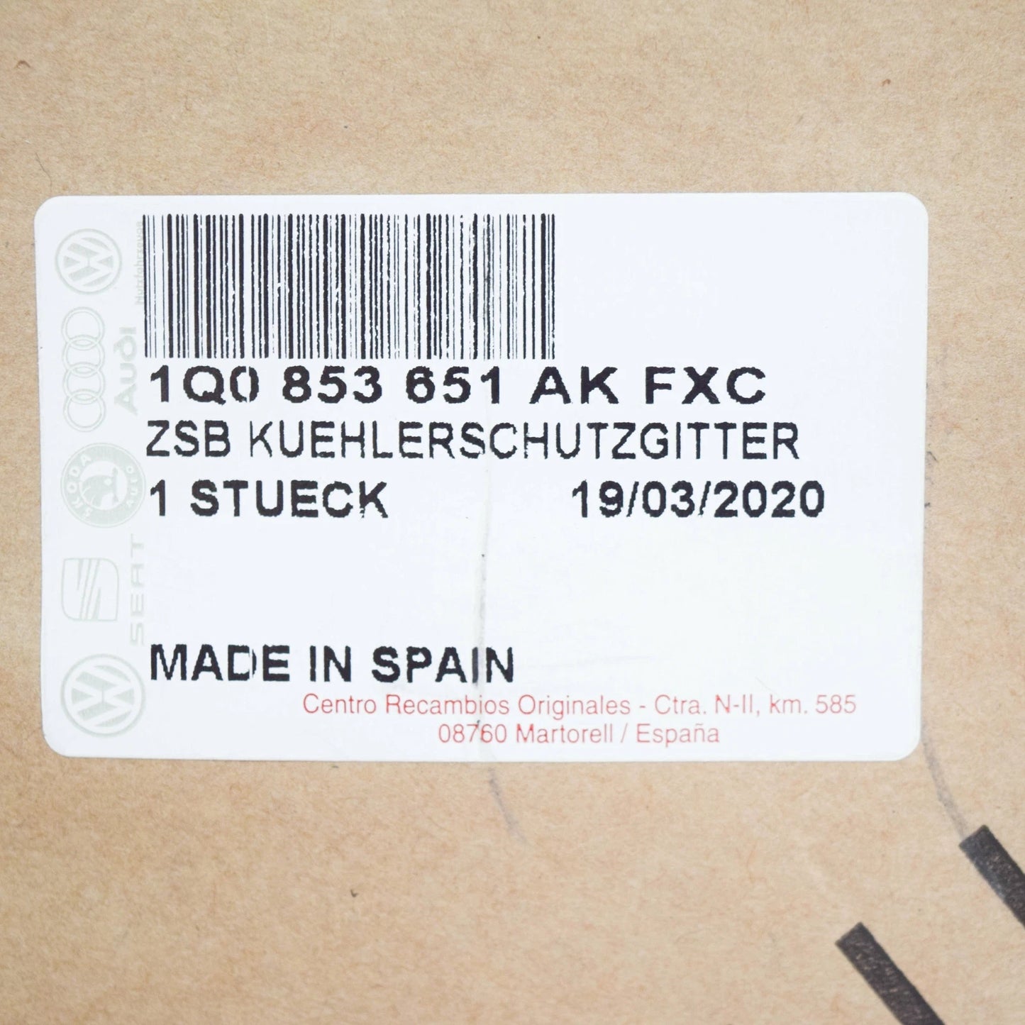 NEW VOLKSWAGEN EOS FRONT BUMPER RADIATOR GRILLE 1Q0853651AKFXC ORIGINAL