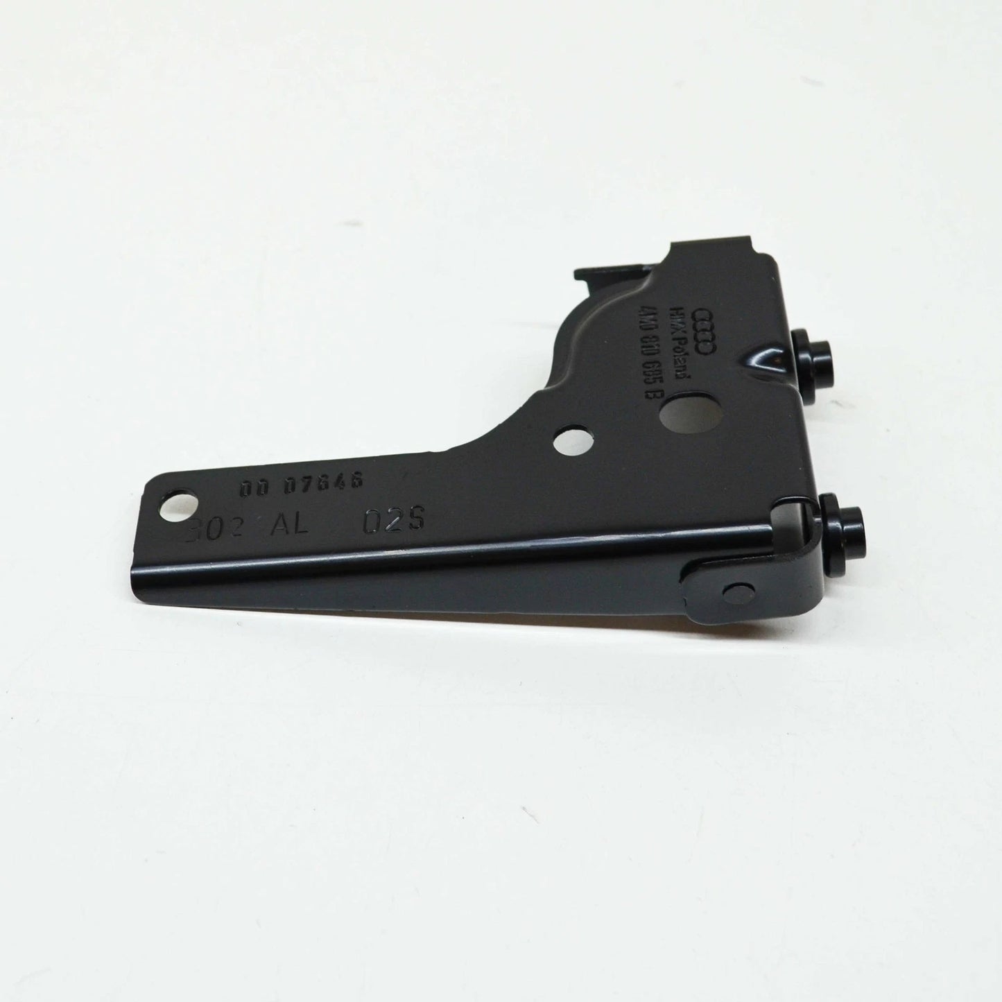 NEW AUDI Q7 4M LEFT LOWER QUARTER PANEL APERTURE BRACKET 4M0810685B ORIGINAL