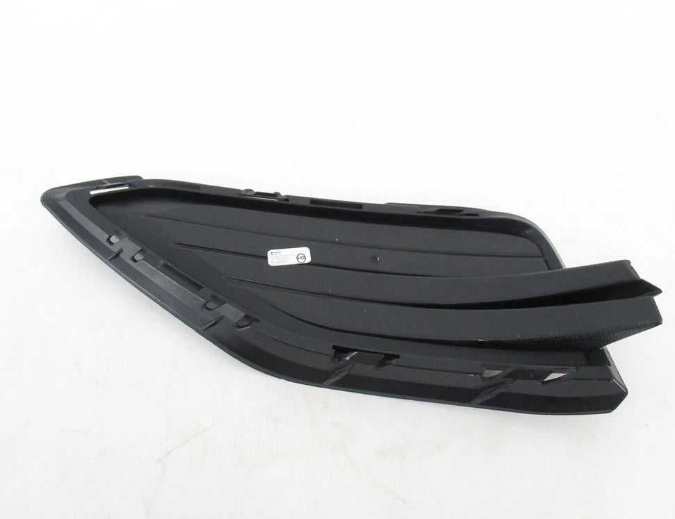 NEW VOLKSWAGEN JETTA A7 MK7 FRONT RIGHT BUMPER GRILLE 17A8536669B9