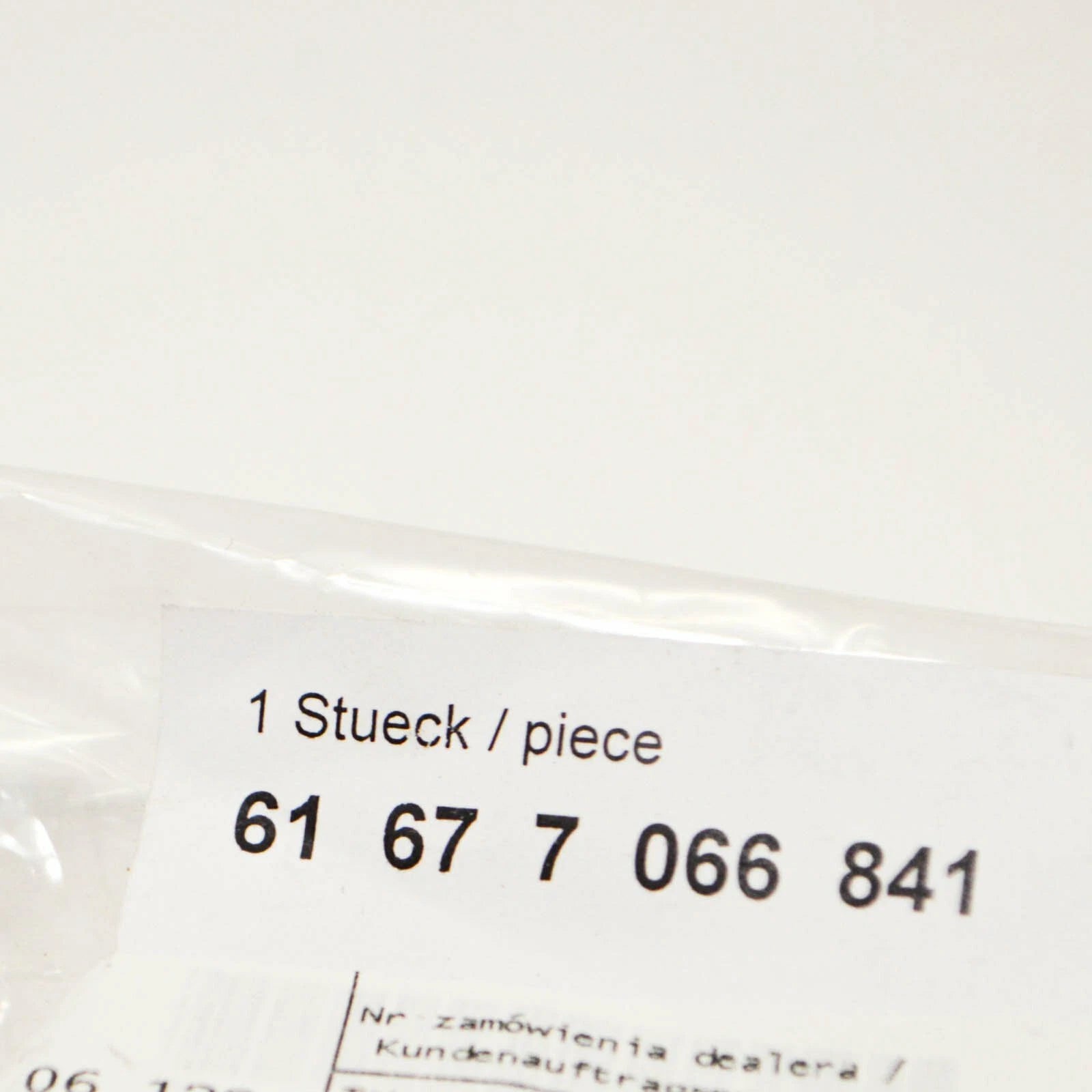 NEW BMW 3 E46 LEFT HEADLIGHT WASHER COVER 61677066841 ORIGINAL