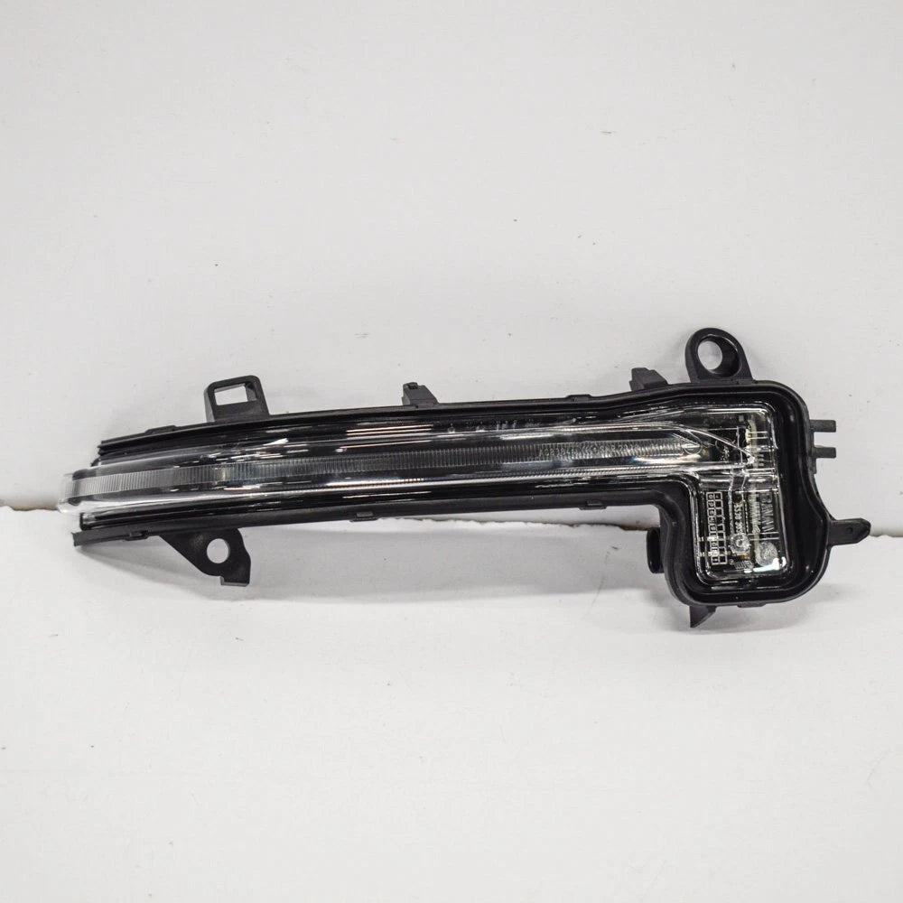 NEW BMW X2 F39 WING MIRROR TURN SIGNAL RIGHT 63137461786 7461786 ORIGINAL