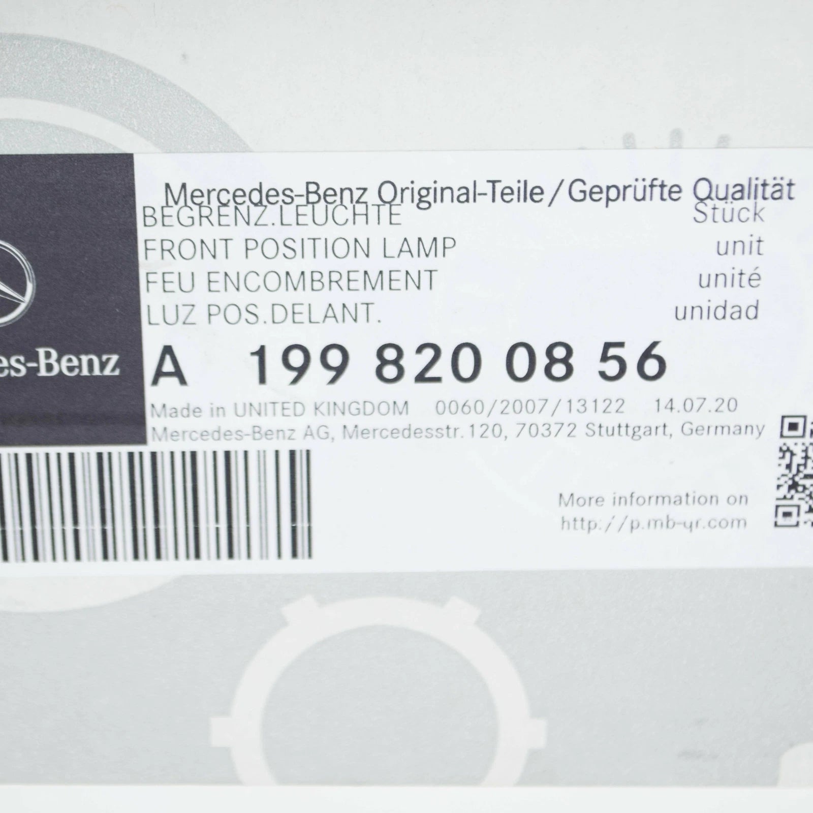 NEW MERCEDES-BENZ SLR R199 FRONT RIGHT SIDE MARKER LAMP A1998200856