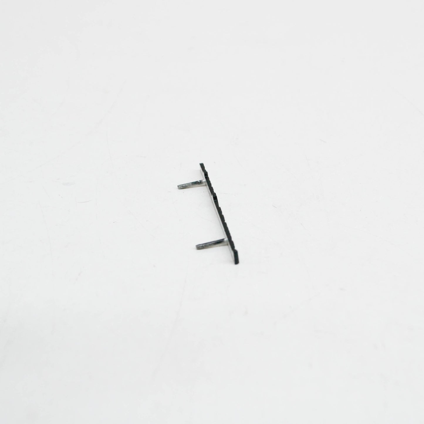 NEW MB GLE W166 FRONT DOOR SPEAKER EMBLEM BADGE A2118175220 ORIGINAL