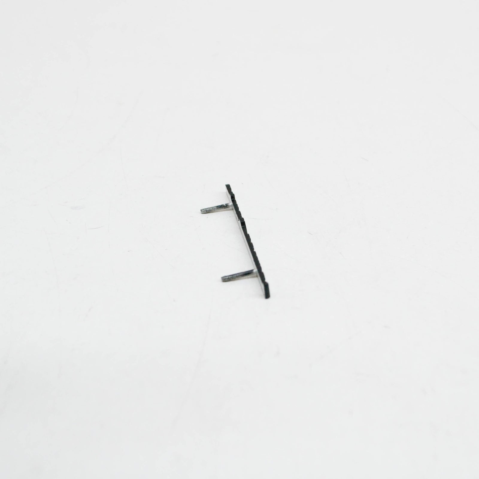 NEW MB GLE W166 FRONT DOOR SPEAKER EMBLEM BADGE A2118175220 ORIGINAL