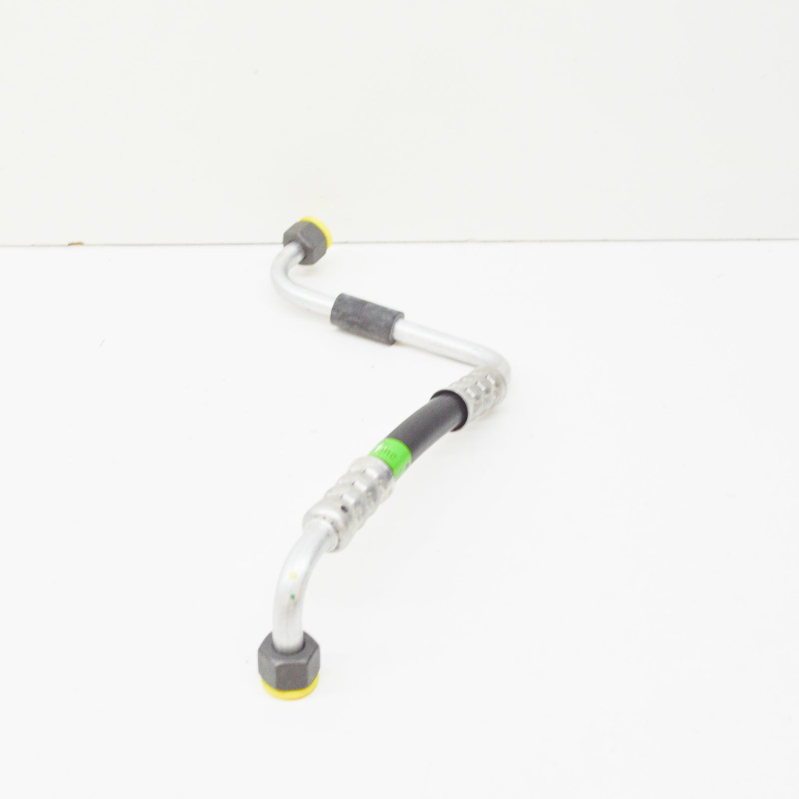 NEW MERCEDES-BENZ E W210 A/C REFRIGERANT LINE A2108304615 ORIGINAL