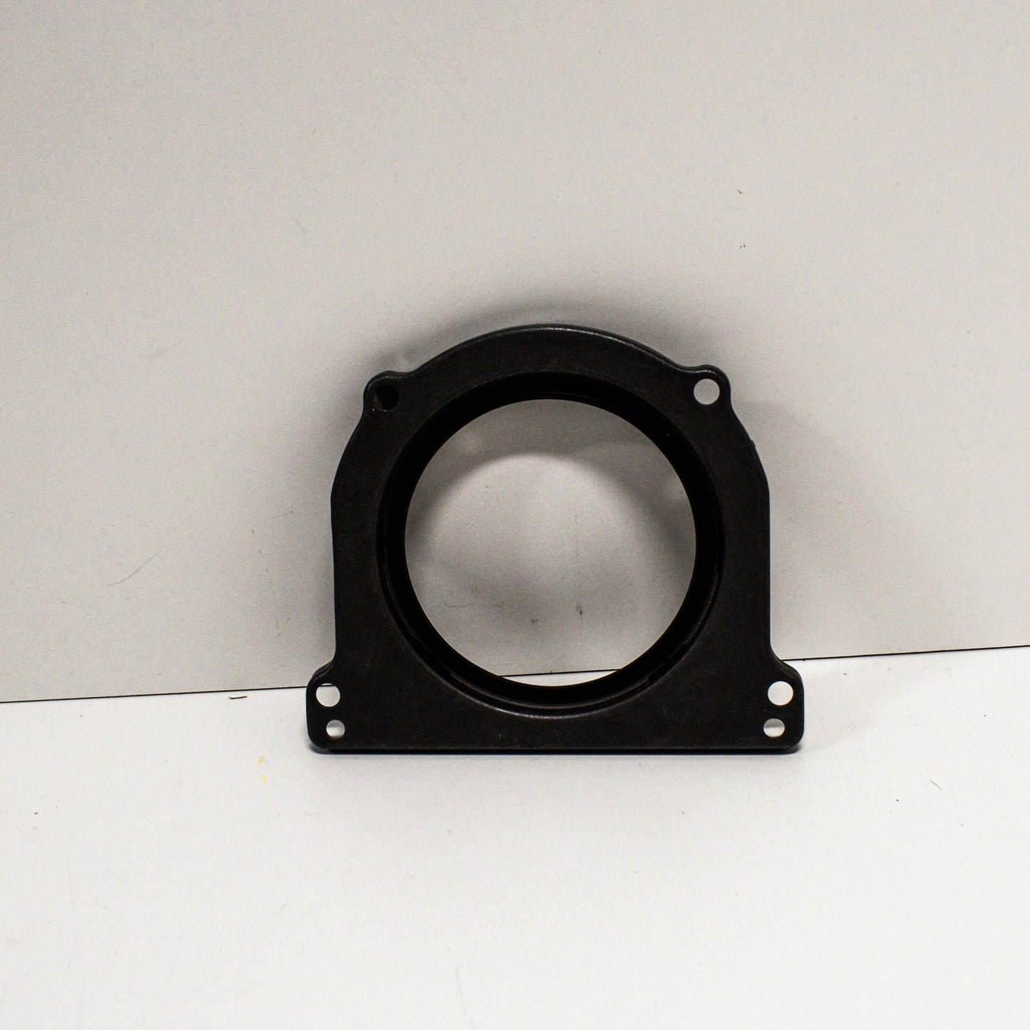 NEW MERCEDES BENZ X253 ENGINE CRANKSHAFT SEAL COVER A2700100068 ORIGINAL