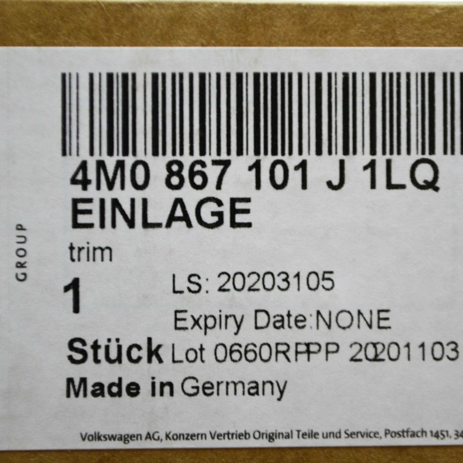 NEW AUDI Q7 4M FRONT LEFT DOOR PANEL INSERT 4M0867101LQY9