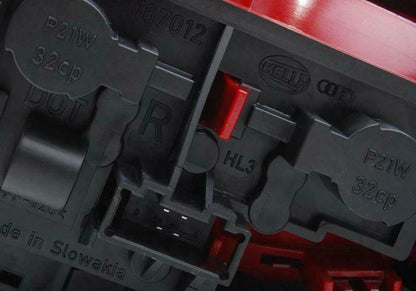 NEW AUDI A4 B8 REAR RIGHT INNER TAIL LIGHT 8K5945094E ORIGINAL