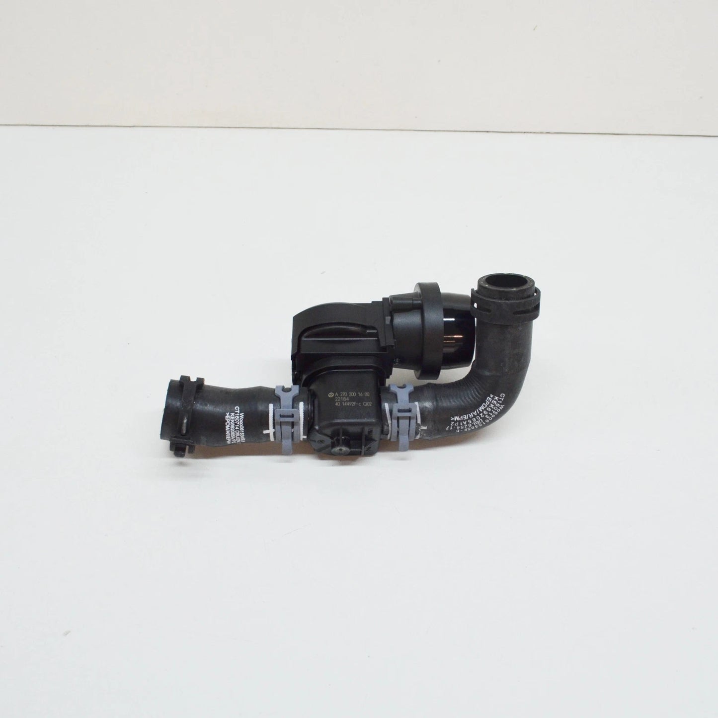 NEW MERCEDES-BENZ CLA COUPE C117 COOLANT SHUTT OFF VALVE A2702001600 ORIGINAL