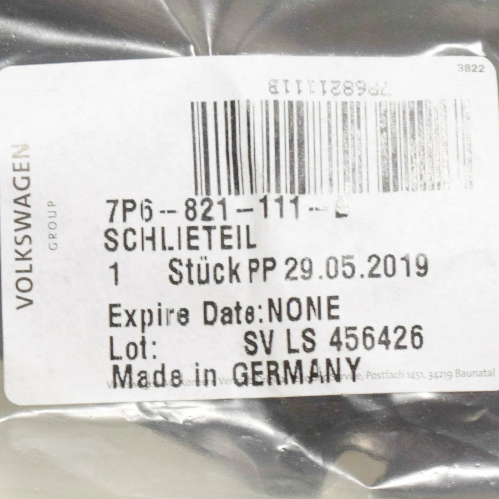 NEW VW TOUAREG MK2 7P FENDER LEFT REAR CLOSING ELEMENT 7P6821111B ORIGINAL