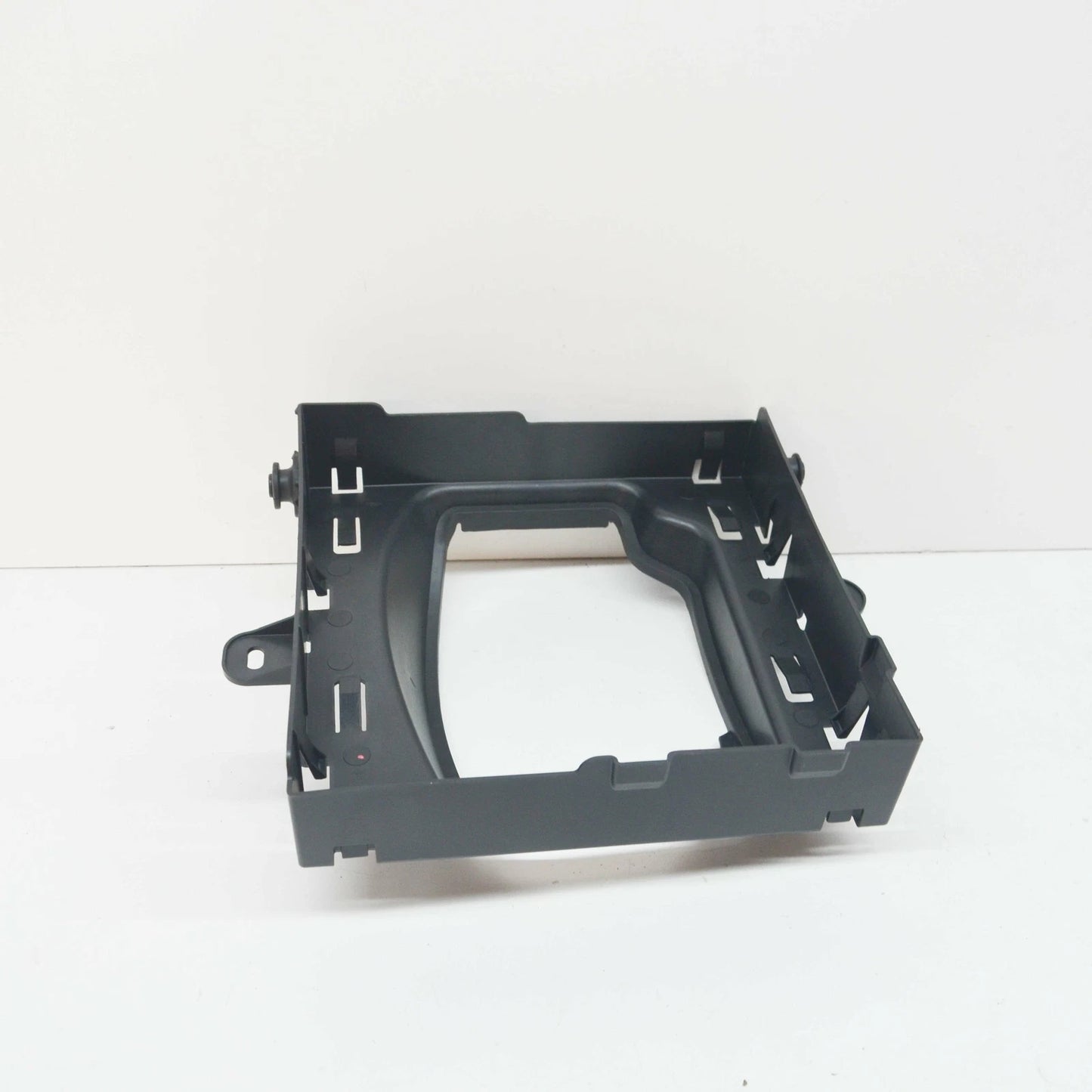 NEW MERCEDES-BENZ A-CLASS W176 AIR DUCT SEGMENT A1765001000