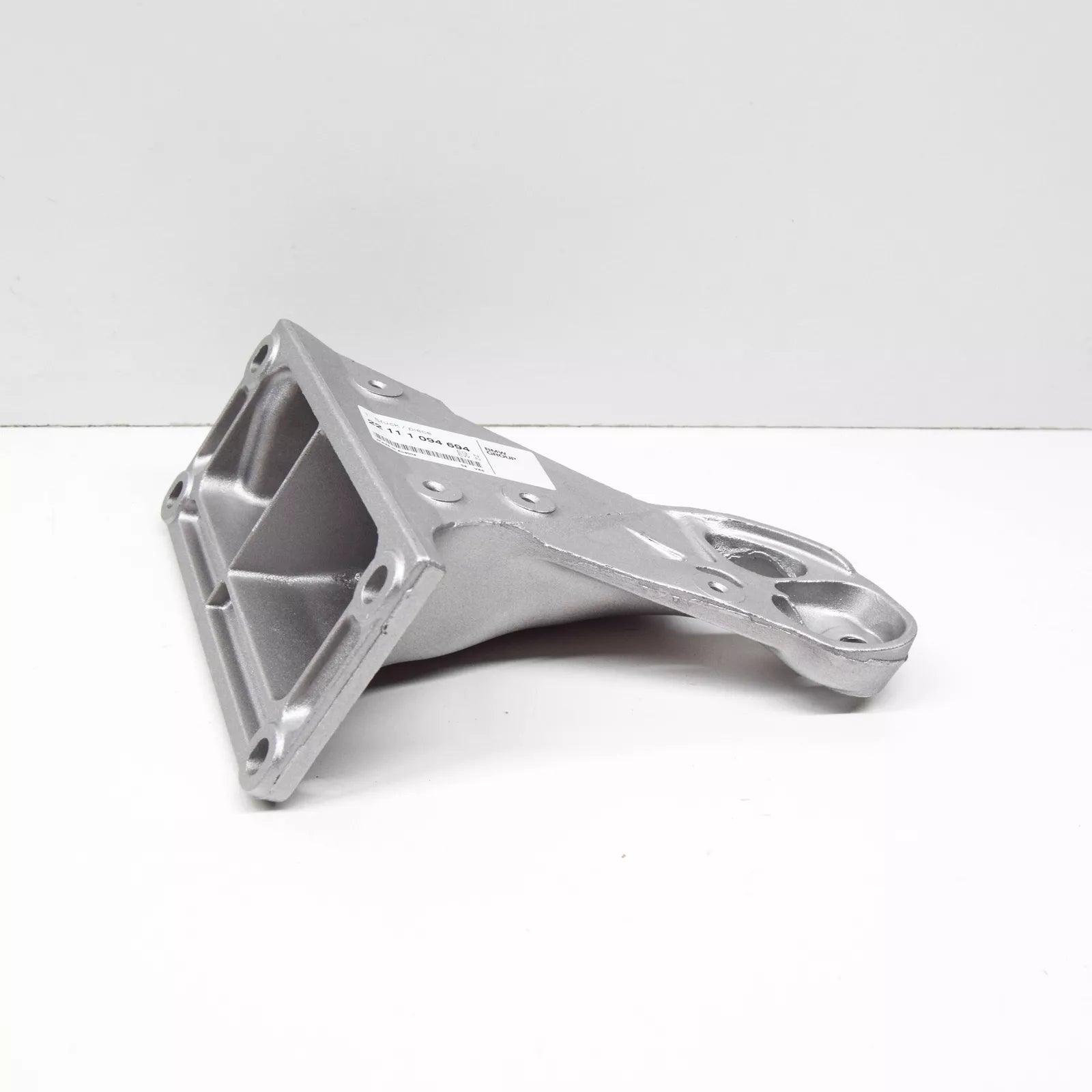 NEW BMW Z4 E86 RIGHT ENGINE MOUNT BRACKET 22111094694 1094694 3.2 PETROL