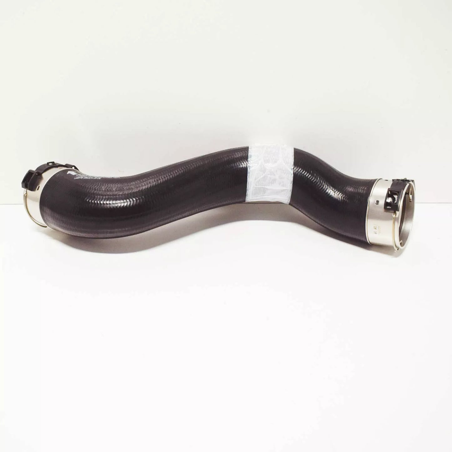 NEW MERCEDES-BENZ CLS C218 LEFT INTERCOOLER HOSE 3.0 DIESEL A2125280000