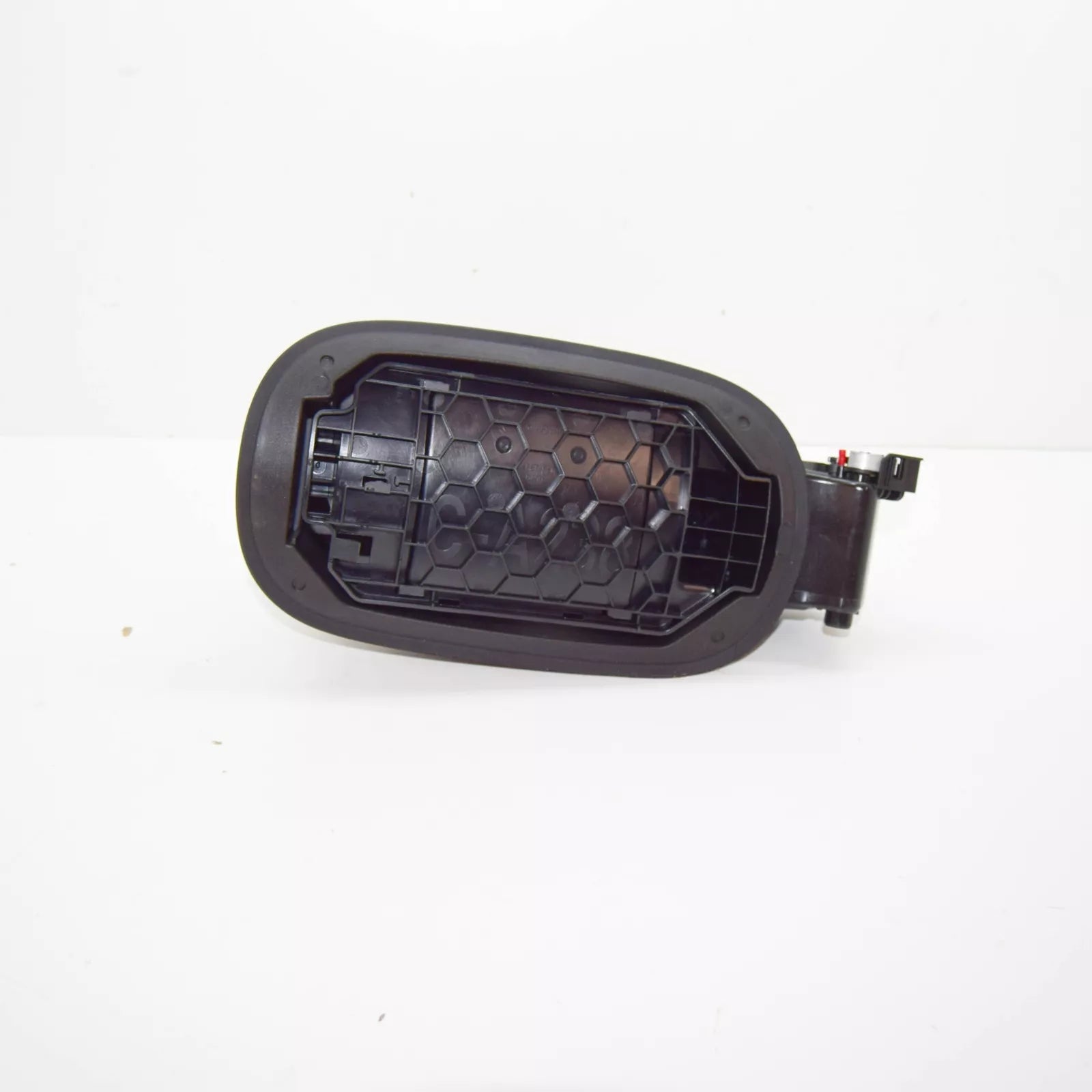 NEW MERCEDES-BENZ E COUPE C238 FUEL TANK FILLER RECESS A2386307000 ORIGINAL