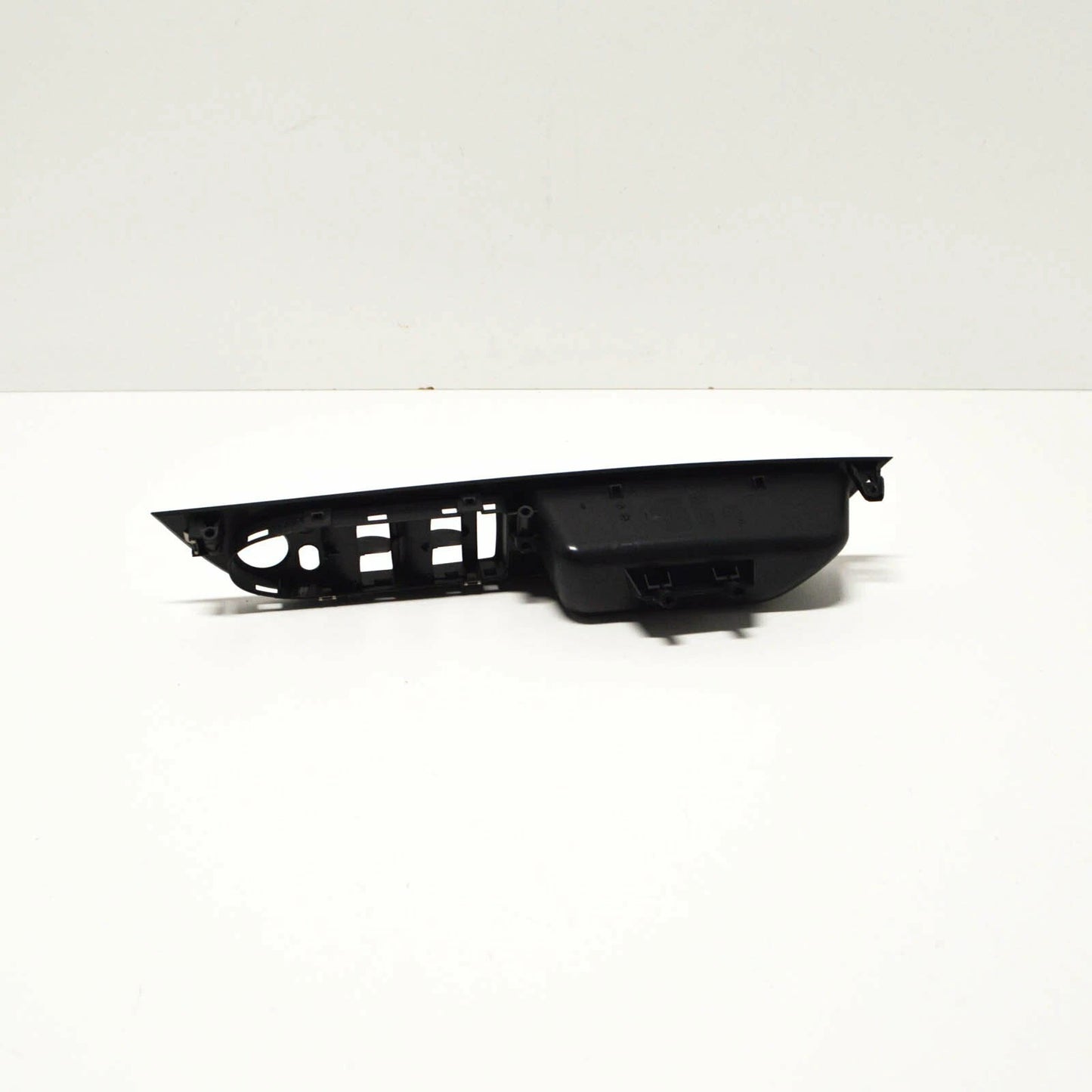 NEW BMW 5 E60 FRONT LEFT DOOR HANDLE RECESS TRIM LHD 51416983693 ORIGINAL