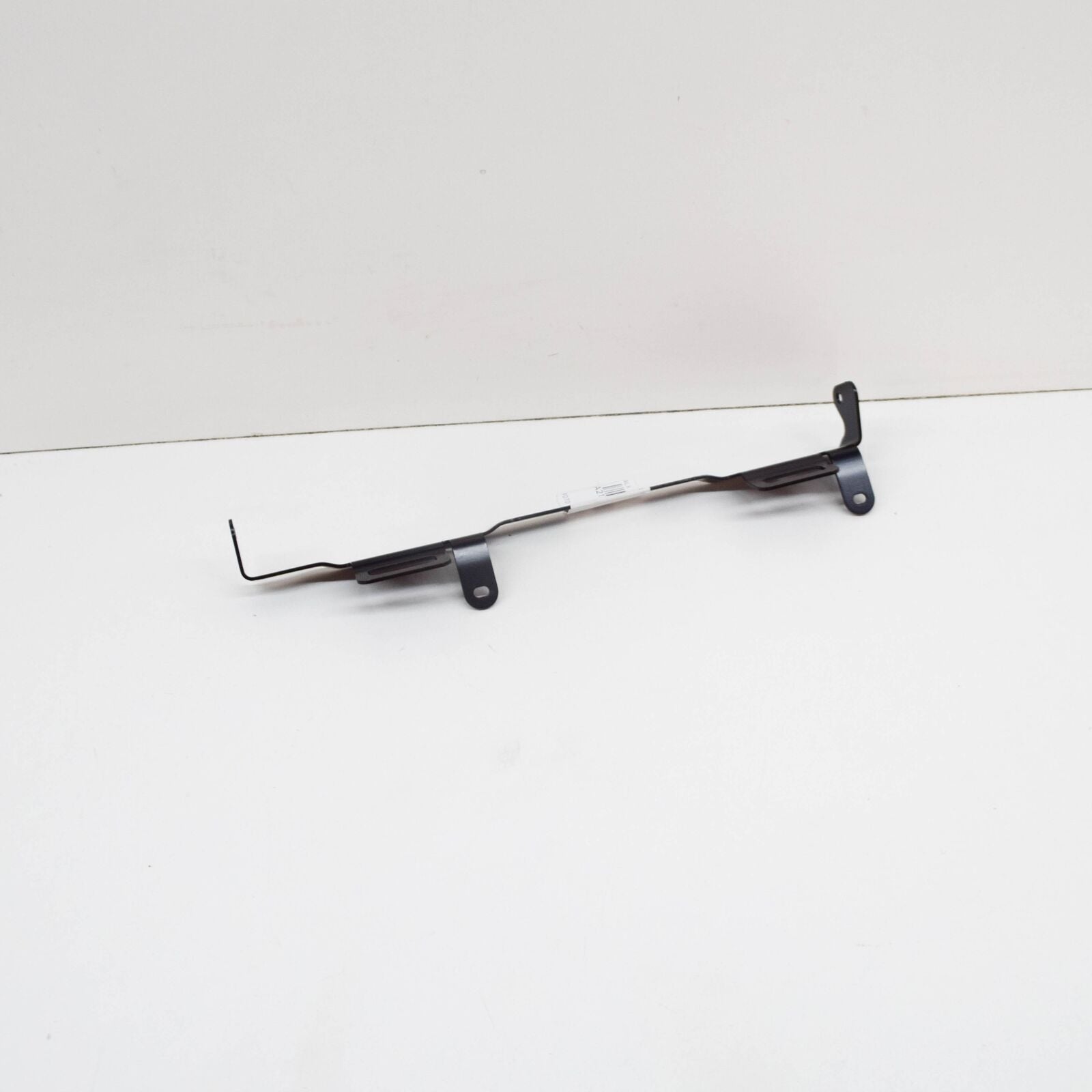 NEW MB C W204 FRONT RIGHT SEAT CUSHION FRAME ANGLE BRACKET A2129110200 ORIGINAL