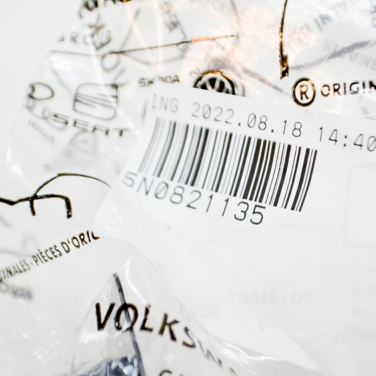 NEW VOLKSWAGEN TIGUAN 5N FRONT LEFT FENDER HOLDER BRACE 5N0821135 ORIGINAL