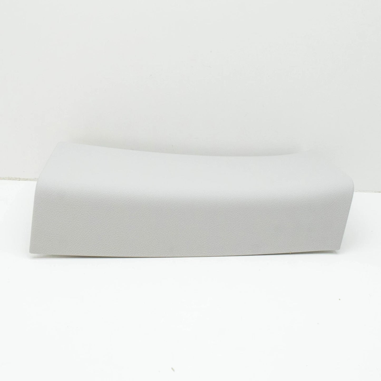 NEW MERCEDES-BENZ VITO W447 LEFT SIDE C-PILLAR TRIM A44769068257H52 ORIGINAL