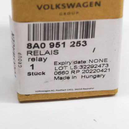 NEW AUDI A2 8Z GLOW PLUG CONTACT CLOSE RELAY 8A0951253