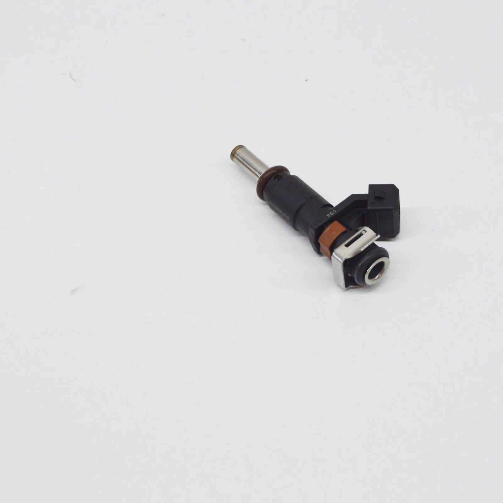 NEW BMW E60 E81 E82 E84 E87 E88 E90 FUEL INJECTOR 7561277 13537561277 ORIGINAL