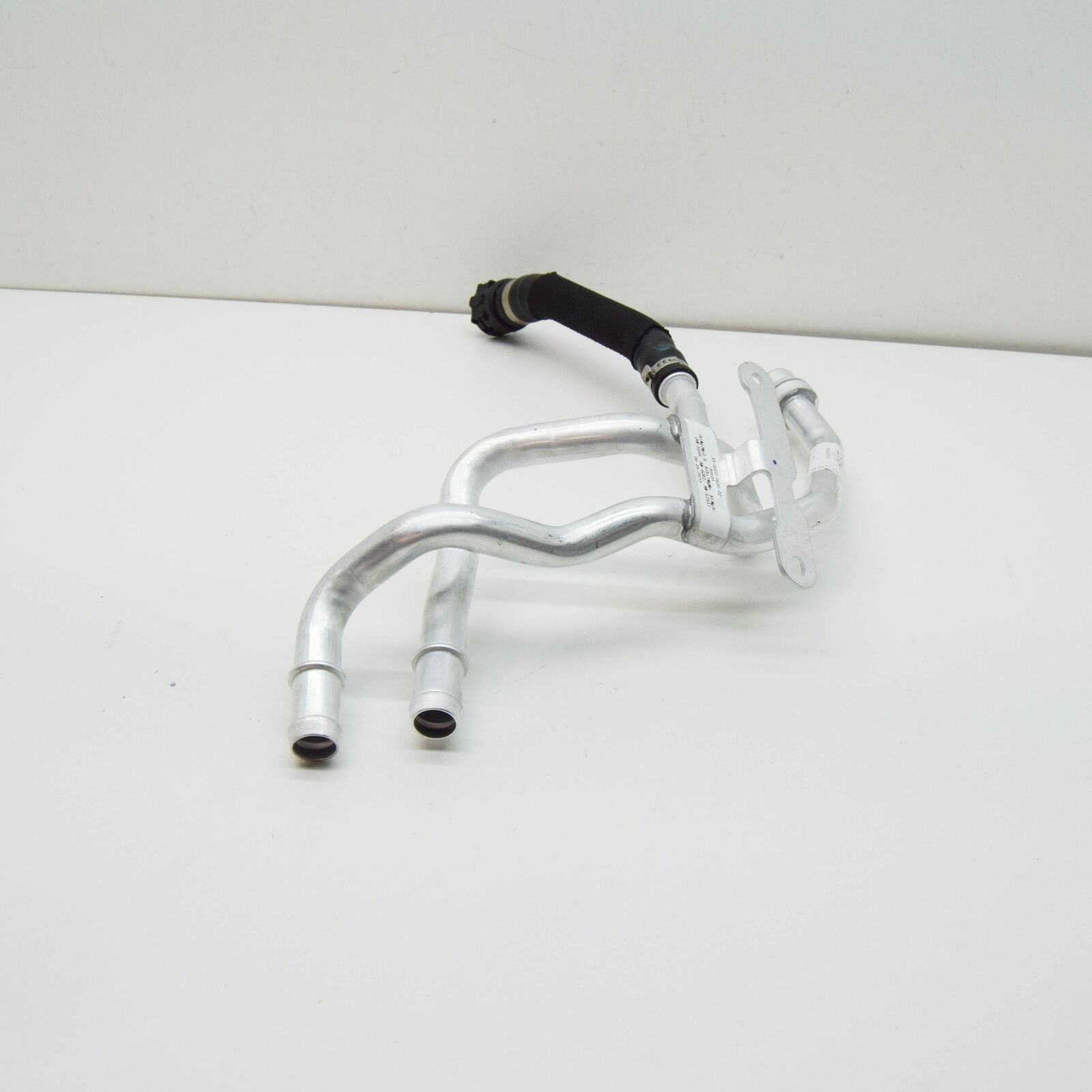 NEW MERCEDES-BENZ SL R232 COOLANT HOSE PIPE A2325012401 ORIGINAL