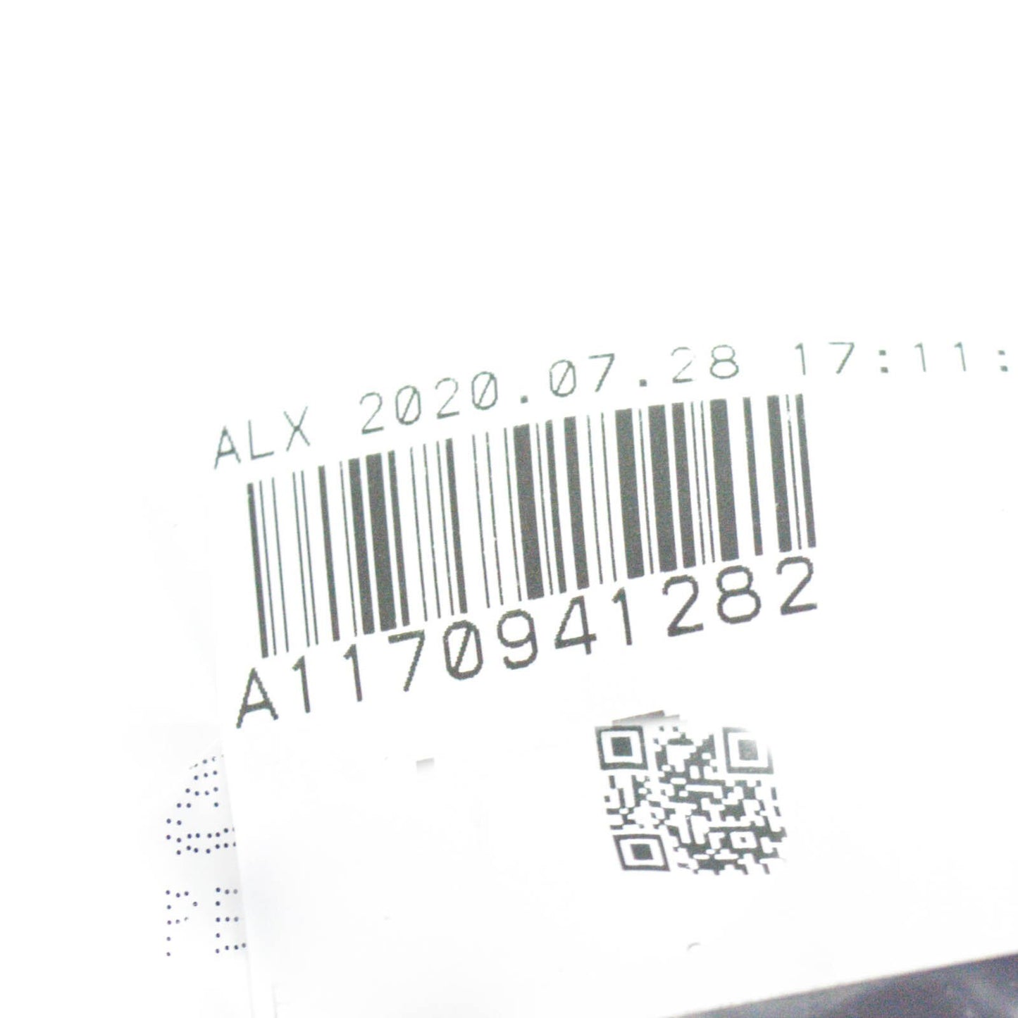 NEW MB S-CLASS W126 FUEL INJECTION IDLE AIR CONTROL VALVE HOSE A1170941282