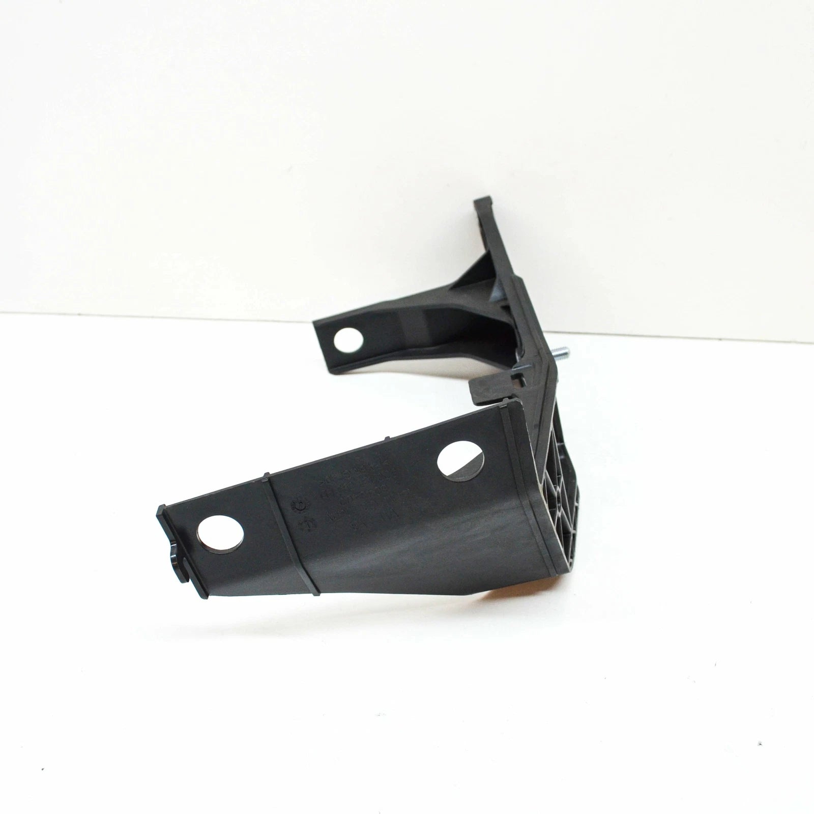 NEW AUDI A3 8V CABRIO COOLANT RADIATOR RIGHT BRACKET 5Q0121093FD