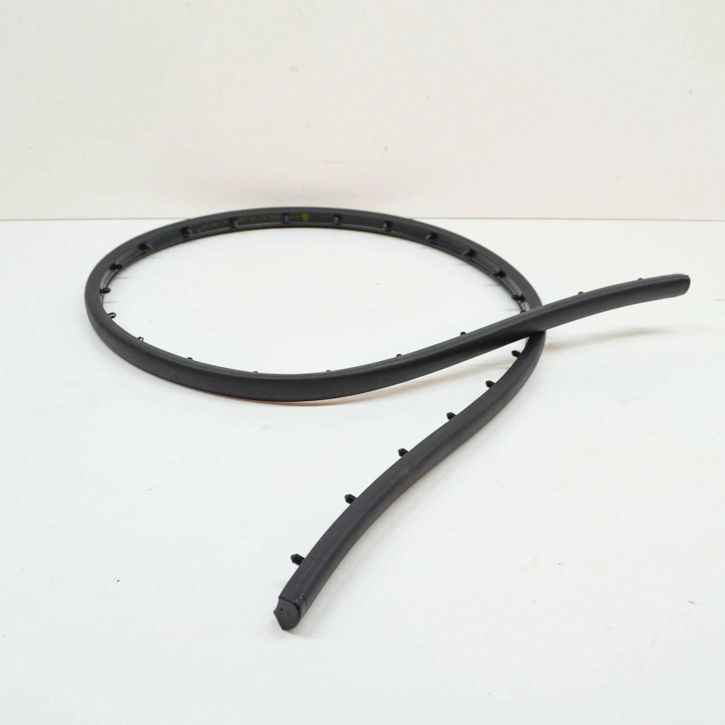 NEW VOLKSWAGEN ID.3 E11 FRONT BONNET HOOD SEAL GASKET 10A823707A