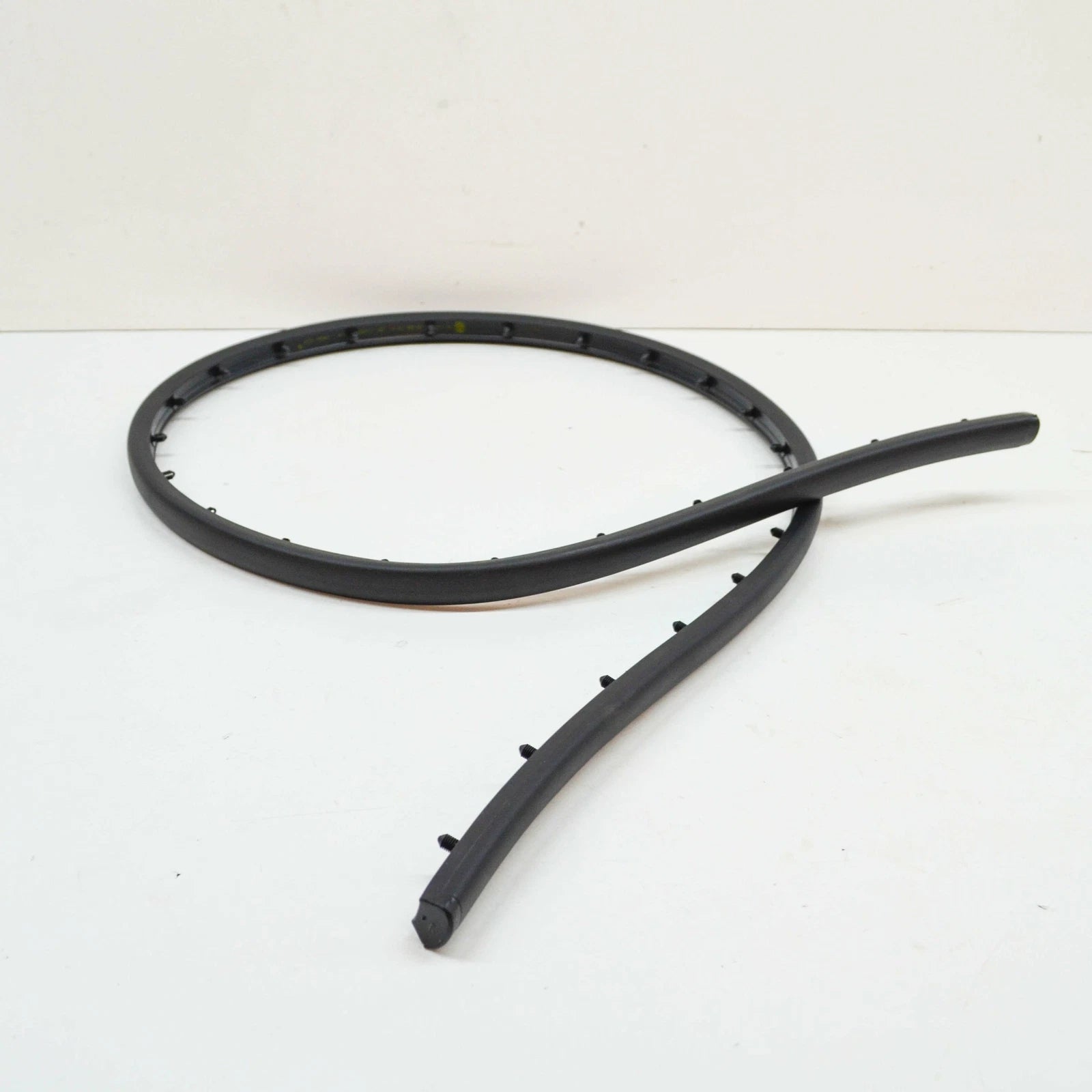 NEW VOLKSWAGEN ID.3 E11 FRONT BONNET HOOD SEAL GASKET 10A823707A