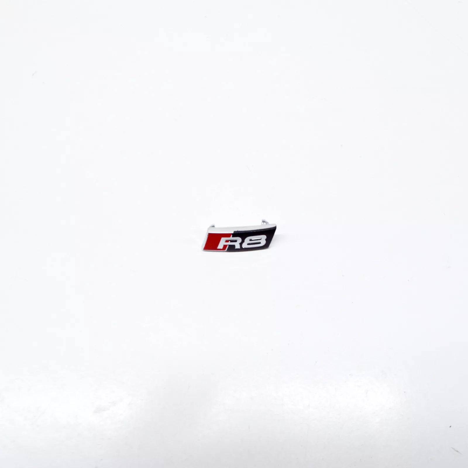 NEW AUDI R8 42 STEERING WHEEL BADGE LOGO 420419685A ORIGINAL
