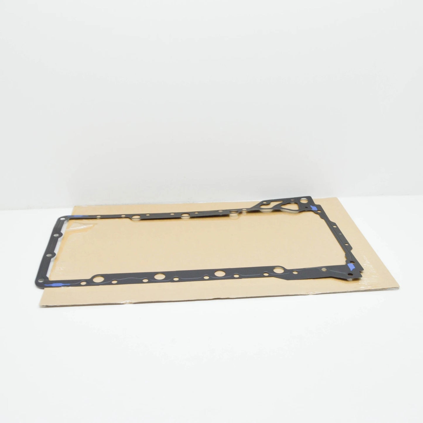 NEW BMW 5 F10 UPPER ENGINE OIL PAN GASKET 11137843145 7843145 ORIGINAL