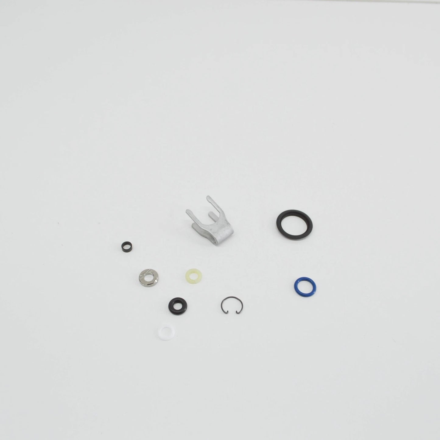 NEW MERCEDES-BENZ GLE COUPE C292 FUEL INJECTOR O-RING KIT A1770720000 ORIGINAL