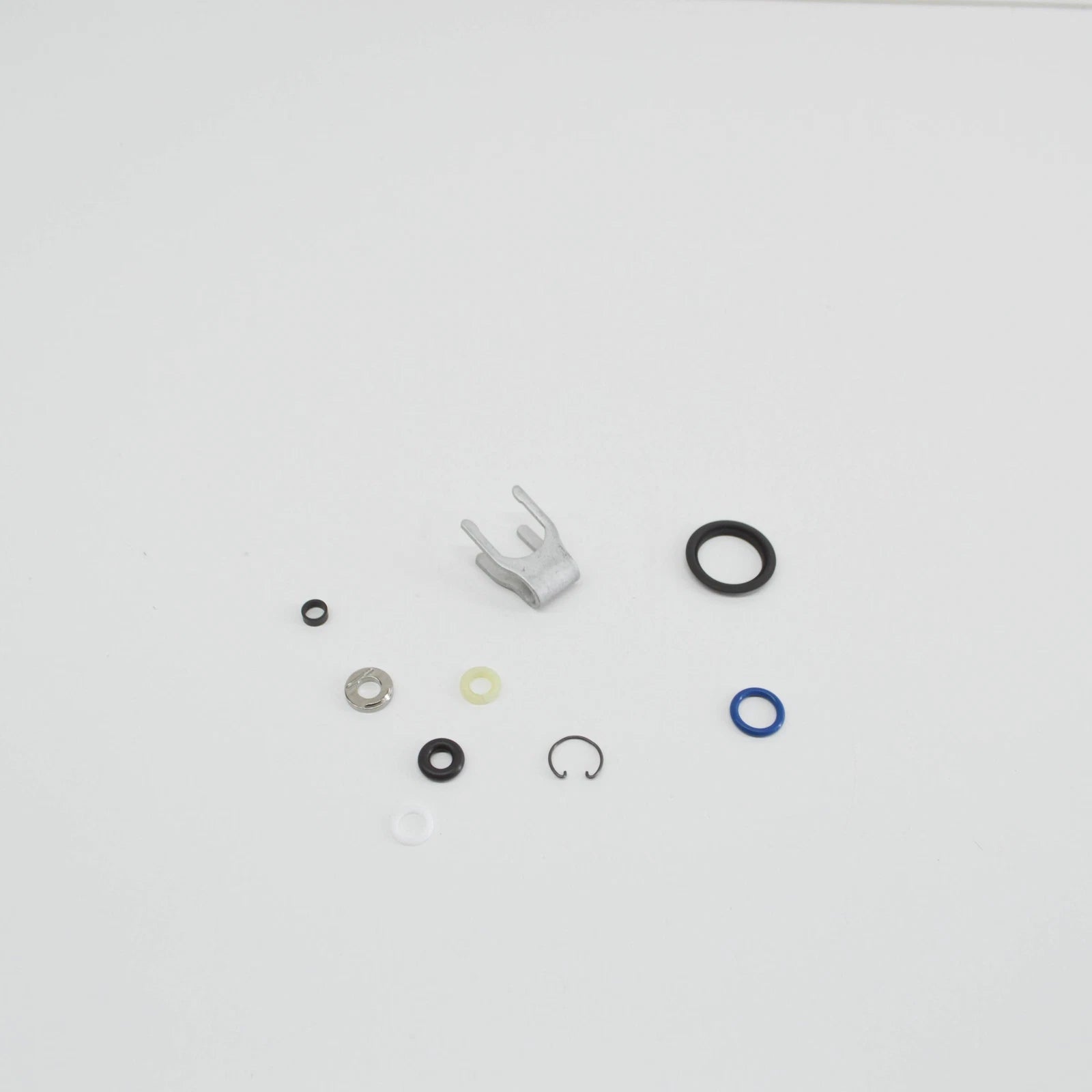 NEW MERCEDES-BENZ GLE COUPE C292 FUEL INJECTOR O-RING KIT A1770720000 ORIGINAL