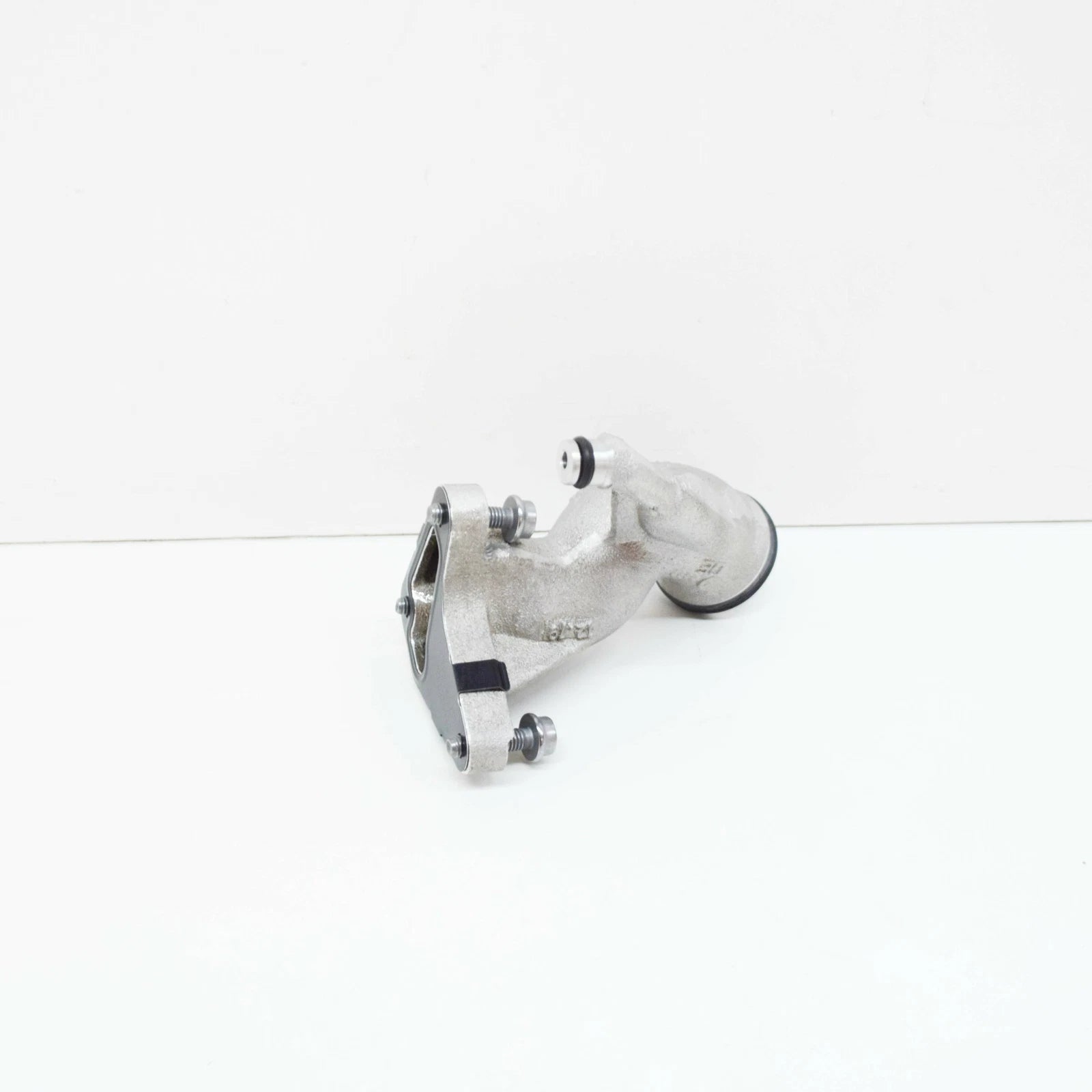 NEW VW TOUAREG 7L LEFT ENGINE COOLANT FLANGE PIPE UNION 07Z121131E ORIGINAL