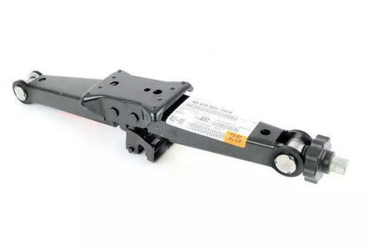 NEW VOLKSWAGEN TOUAREG 7L LIFT JACK 7L6011031B